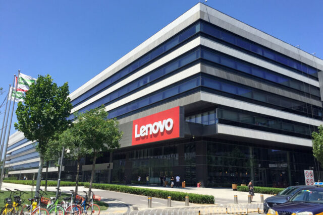 Malmené par la baisse des ventes de PC, le bénéfice de Lenovo plonge, les licenciements guettent
